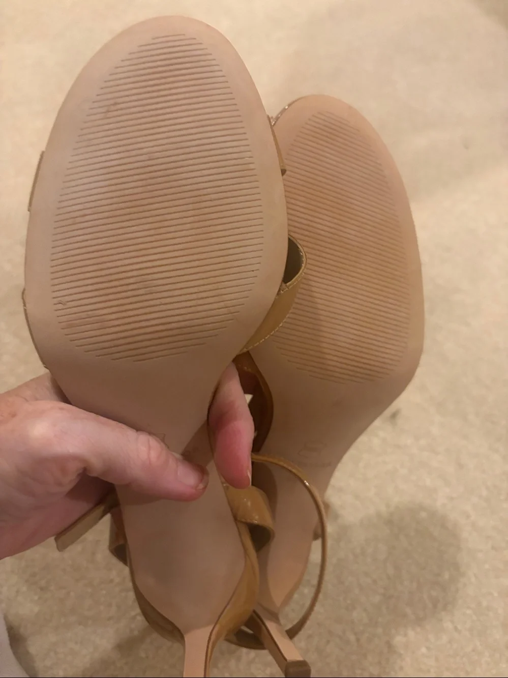 Ann Taylor Tan Strappy Patent leather shiny Block Heel Sandals